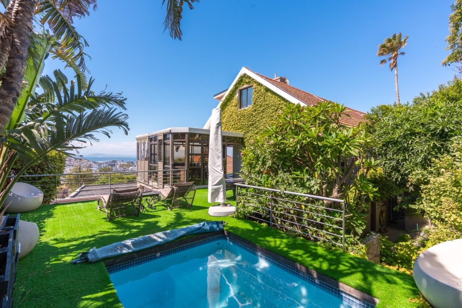 5 Bedroom Property for Sale in Oranjezicht Western Cape